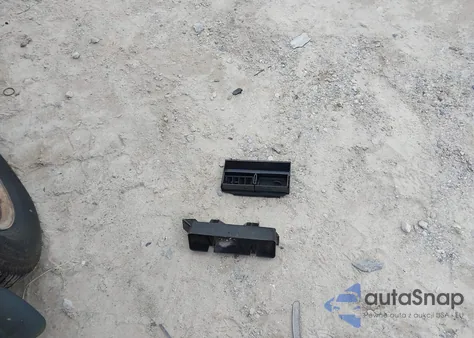 1994 Chevrolet Gmt-400 C1500 z USA, uszkodzony, nr VIN 1GCDC14ZXRZ140718